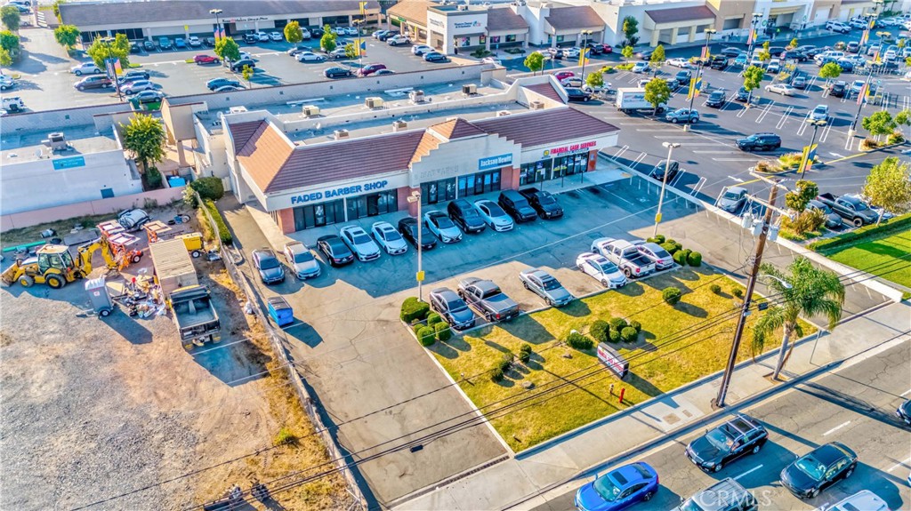 2222 S Bristol Street