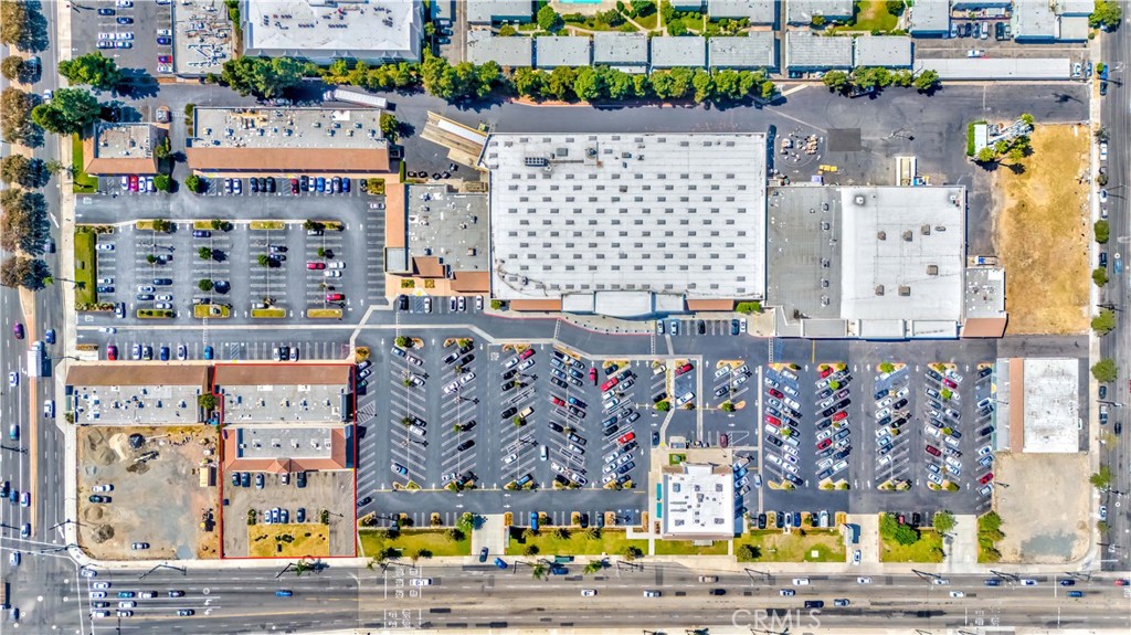 2222 S Bristol Street