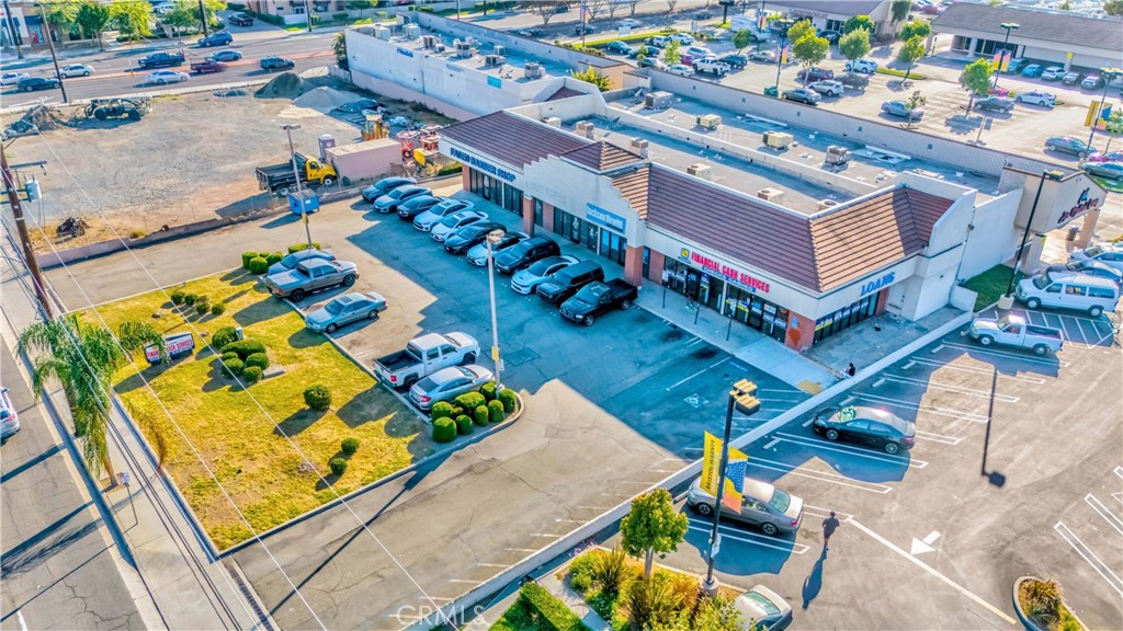 2222 S Bristol Street