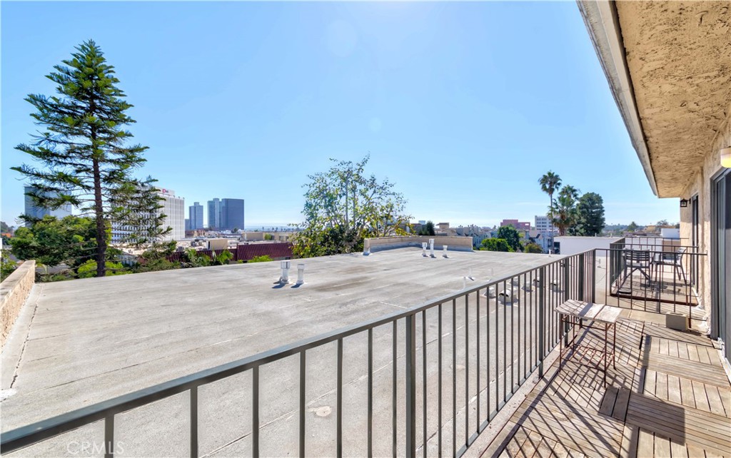 11645 Montana Avenue 333