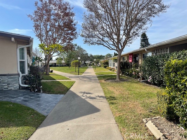 1360 Pelham 69-A