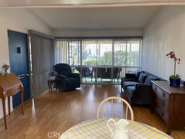1360 Pelham 69-A
