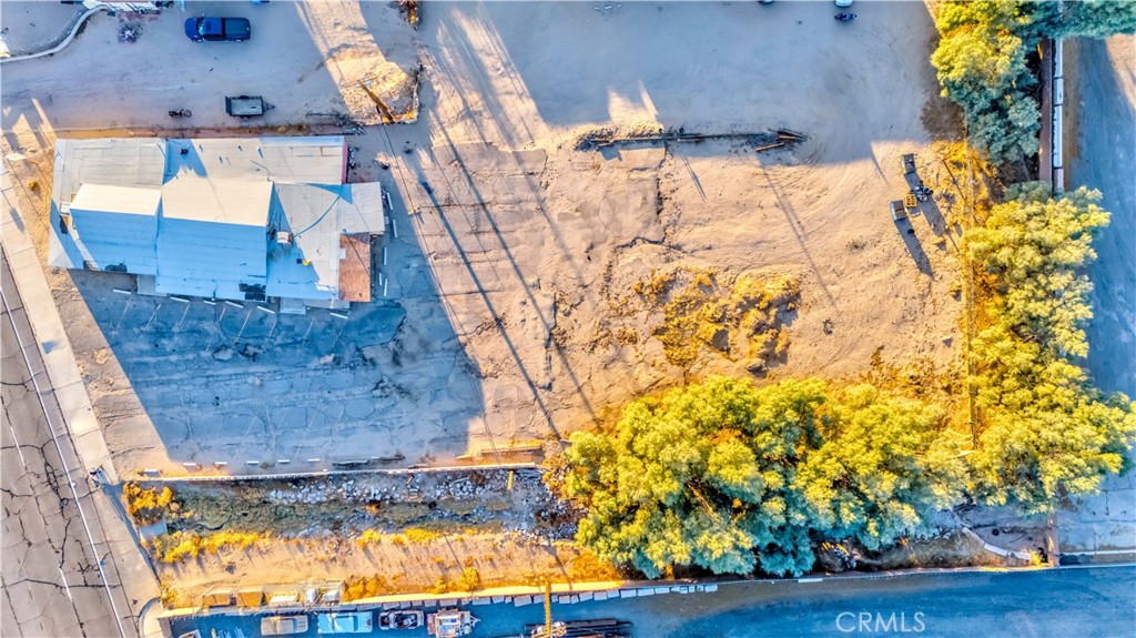 2471 W Main Street
