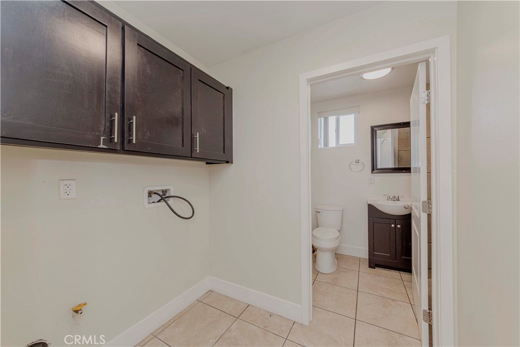 8711 Mckinley Place