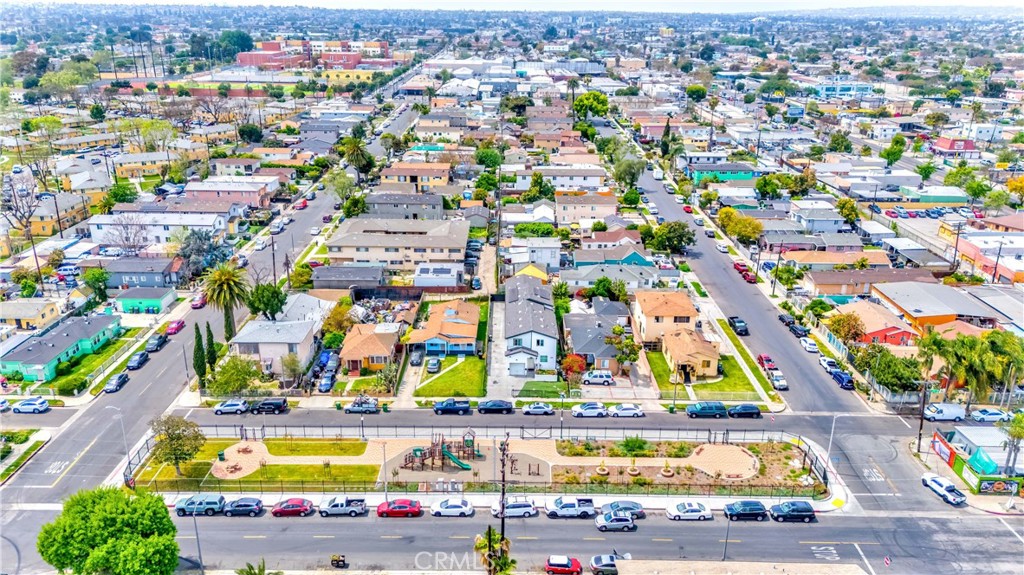 8711 Mckinley Place