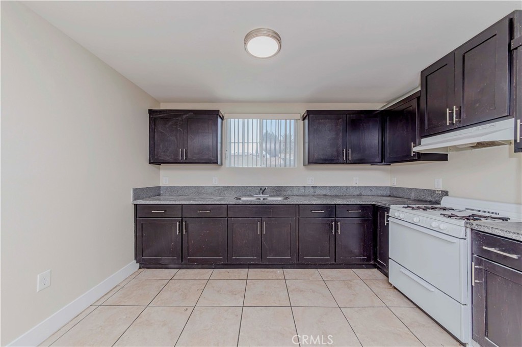 8711 Mckinley Place