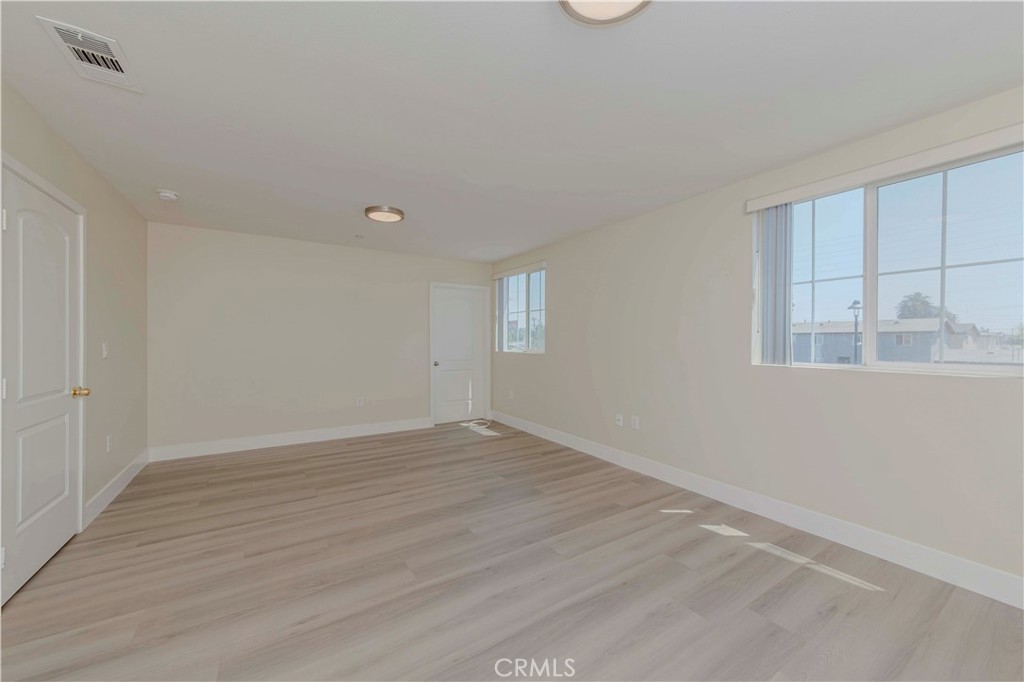 8711 Mckinley Place
