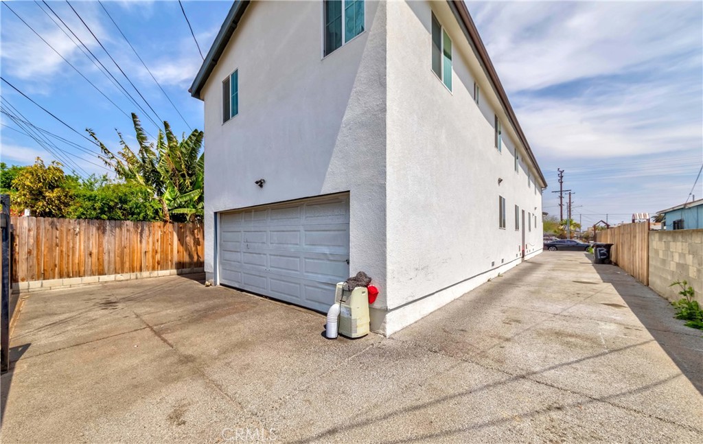 8711 Mckinley Place