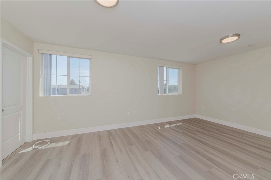 8711 Mckinley Place