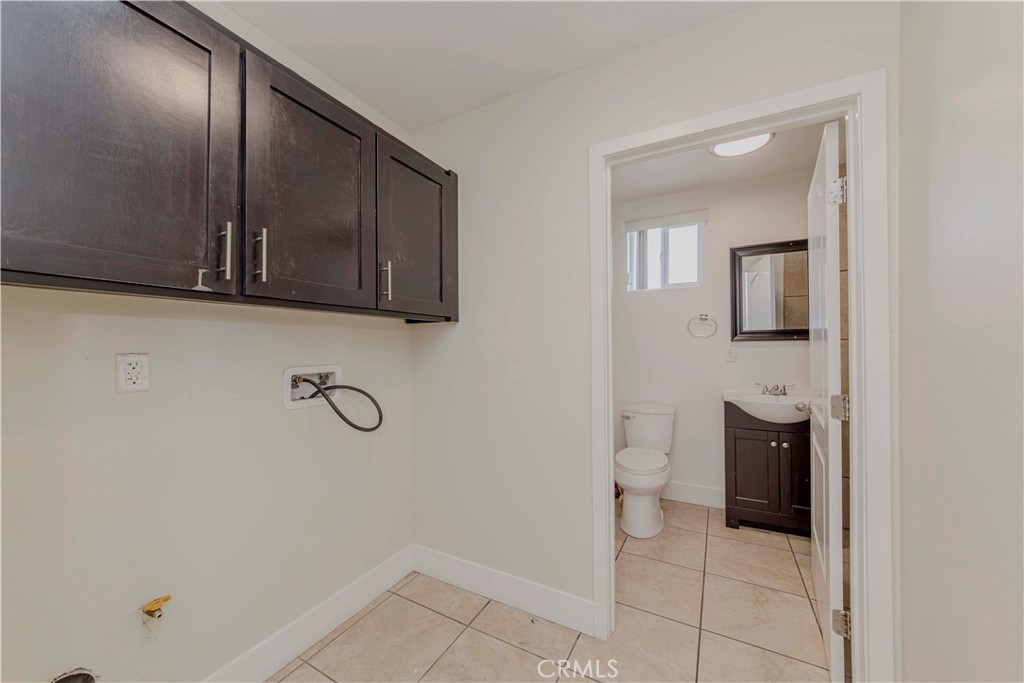 8711 Mckinley Place