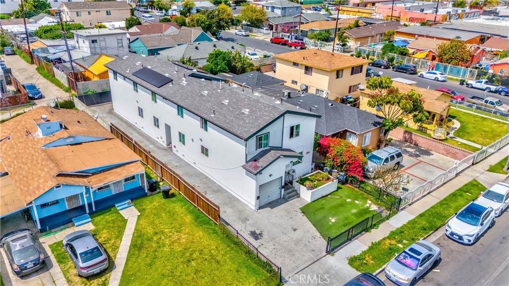 8711 Mckinley Place