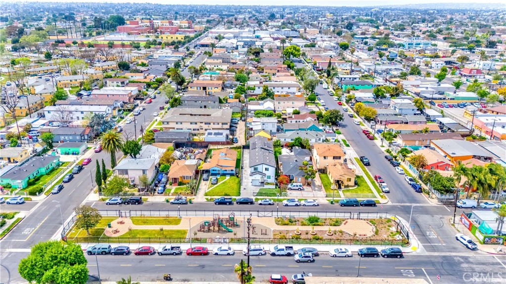 8711 Mckinley Place