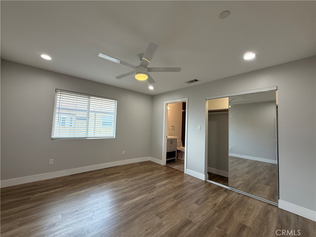 245 Robinson Street 2