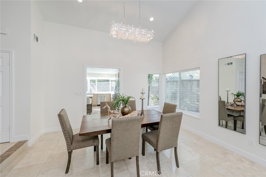 2690 Camino Del Sol