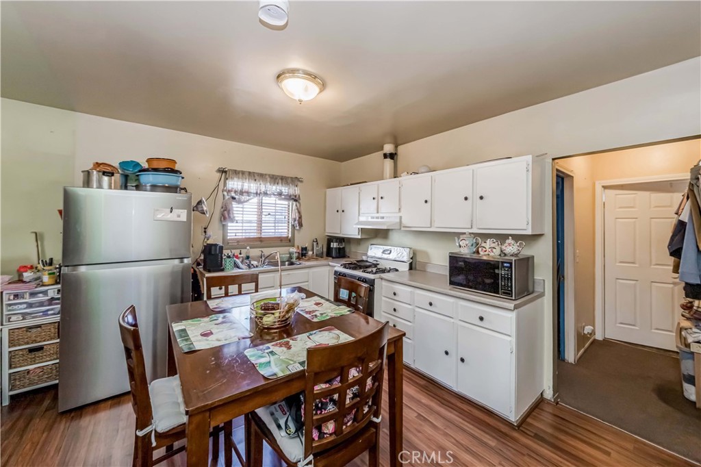 623 E 36th Street