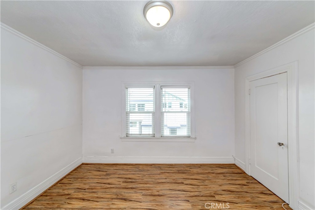 1308 1/2 S Van Ness Avenue