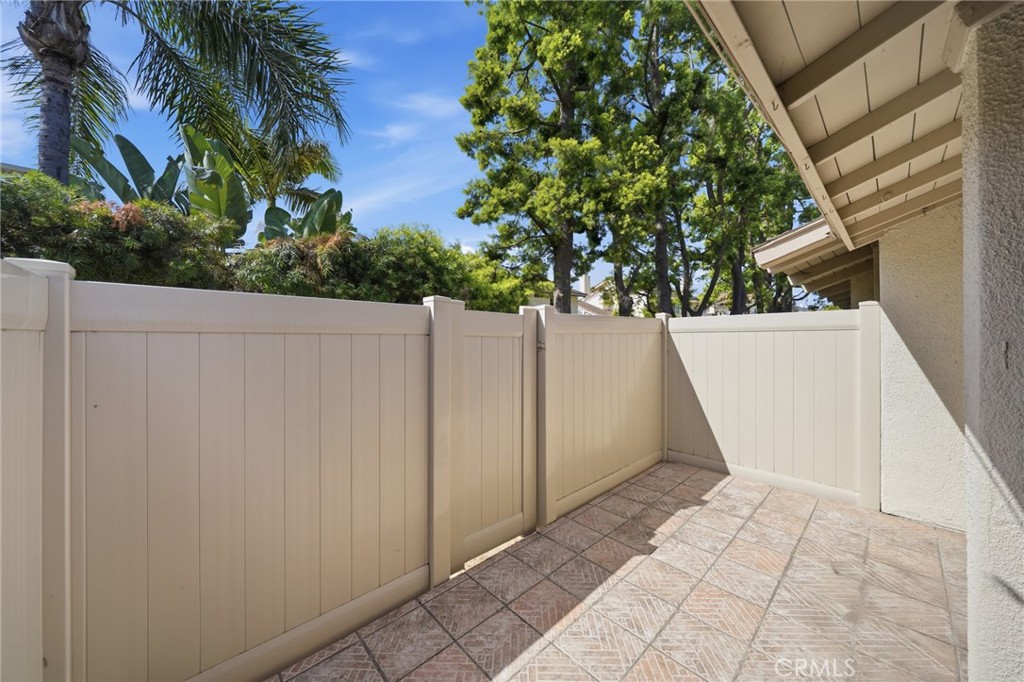 15963 Alta Vista Drive 508-B