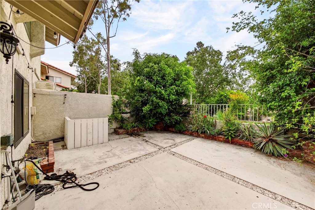 1034 Creekside