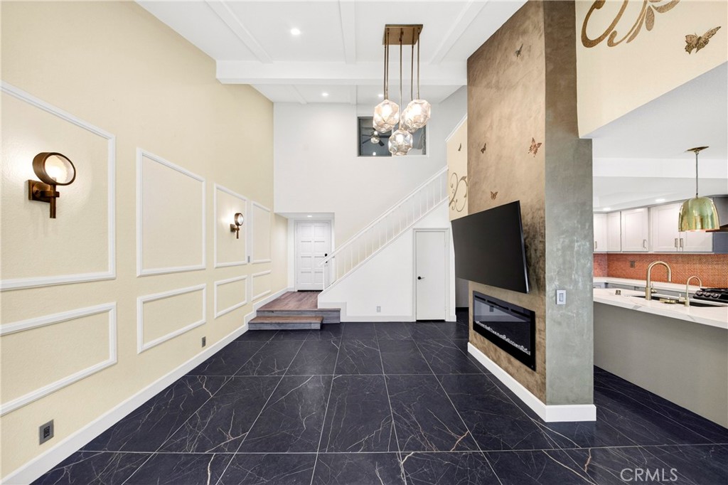 1034 Creekside