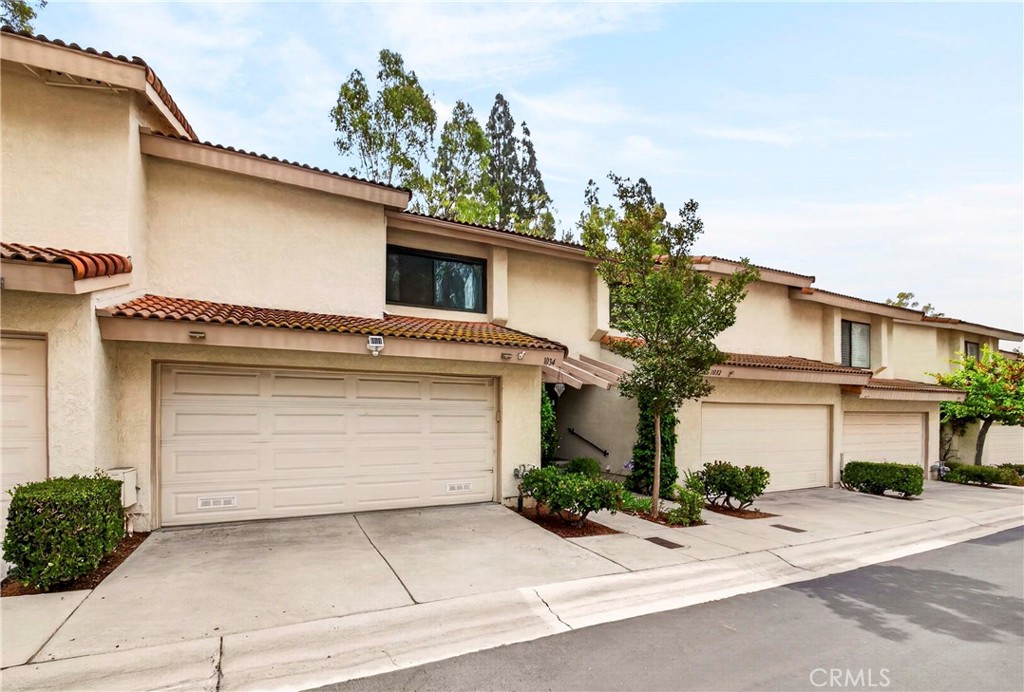1034 Creekside