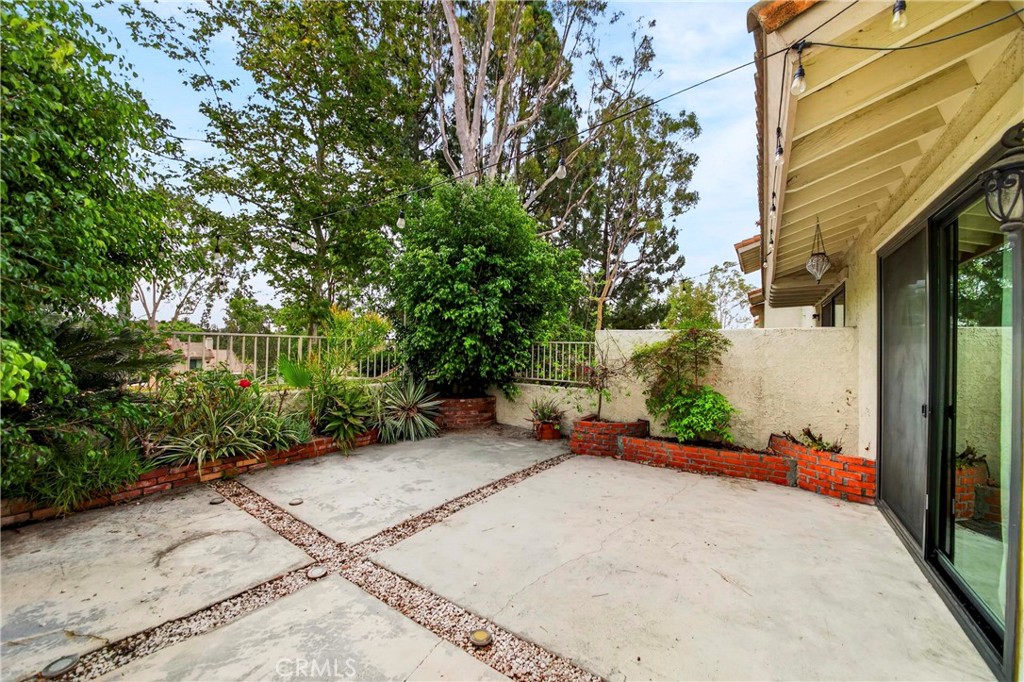1034 Creekside