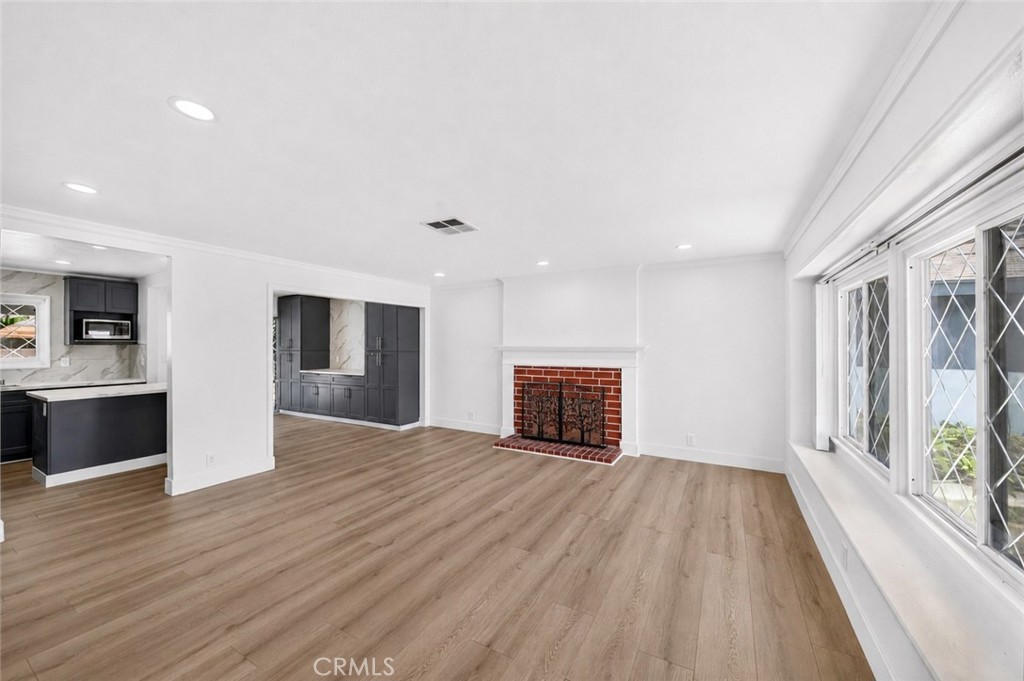 8321 Santa Margarita