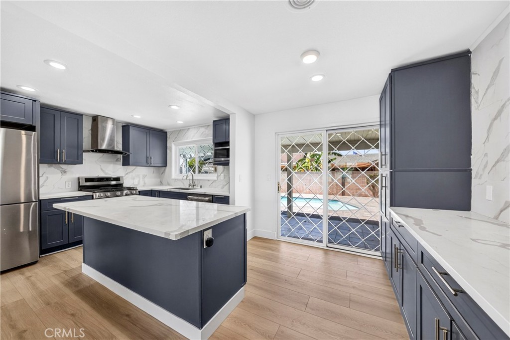 8321 Santa Margarita