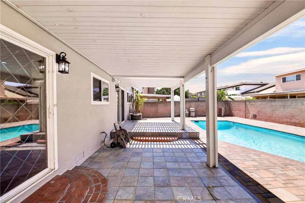 8321 Santa Margarita