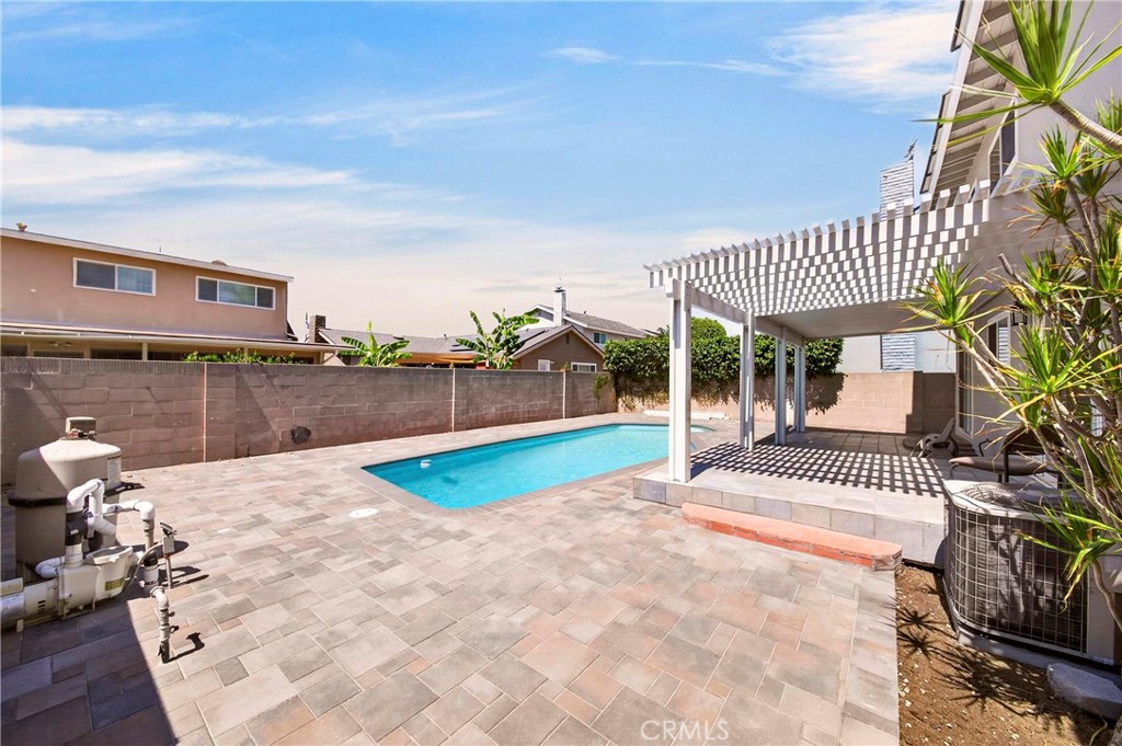 8321 Santa Margarita