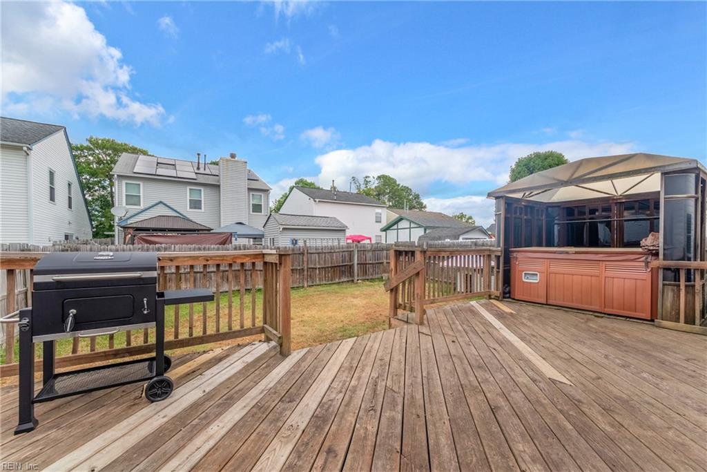 304 Jacks PL