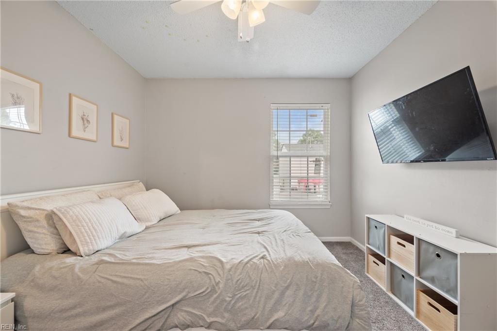 304 Jacks PL