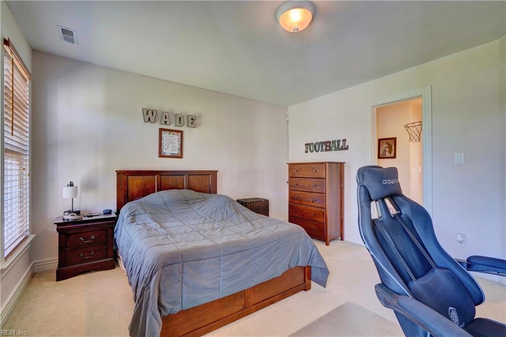 112 Turnberry