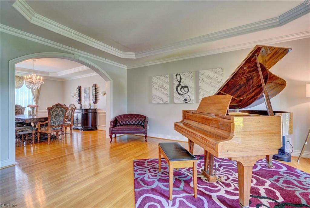 112 Turnberry
