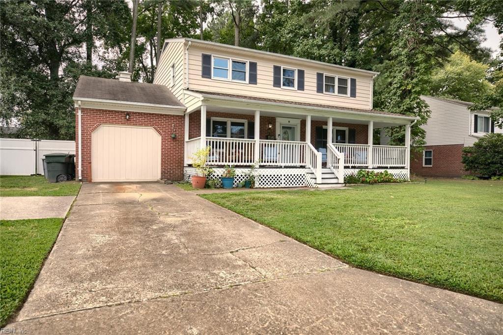 16 Alexander DR