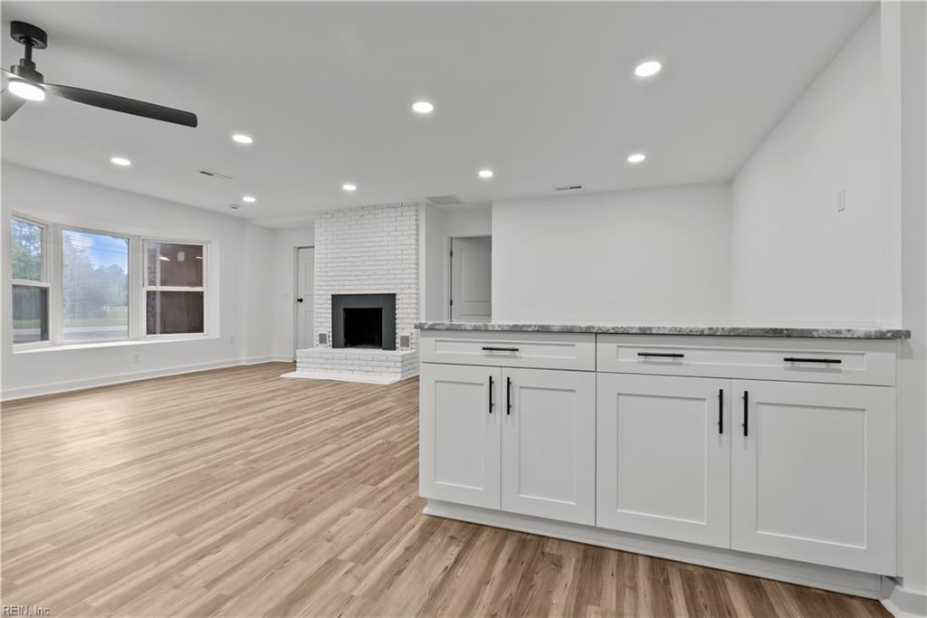 1116 Old Williamsburg RD