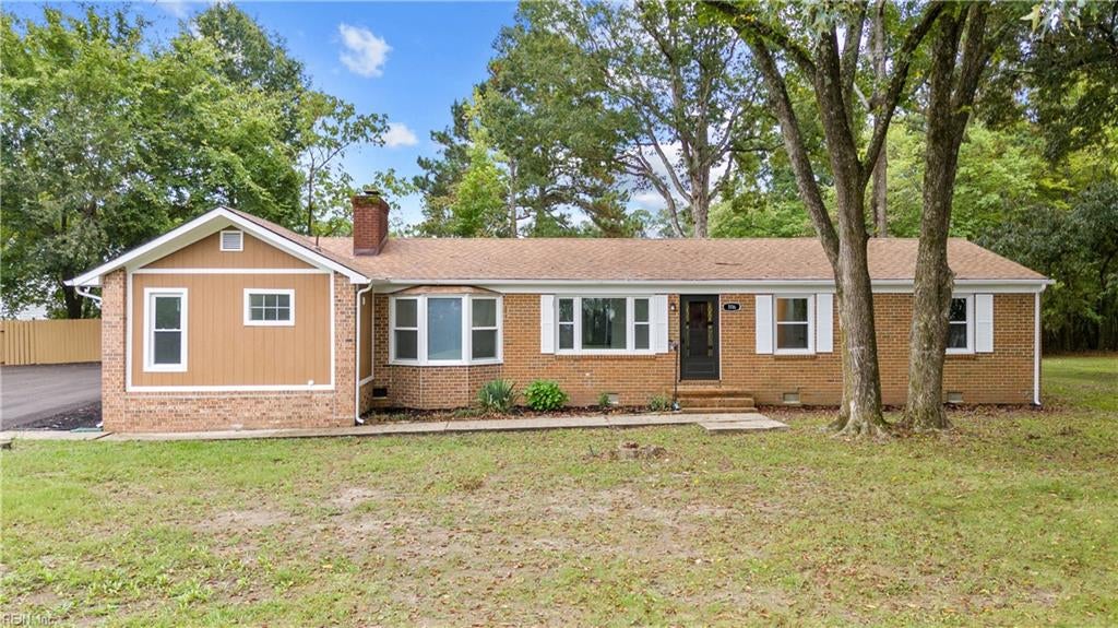 1116 Old Williamsburg RD