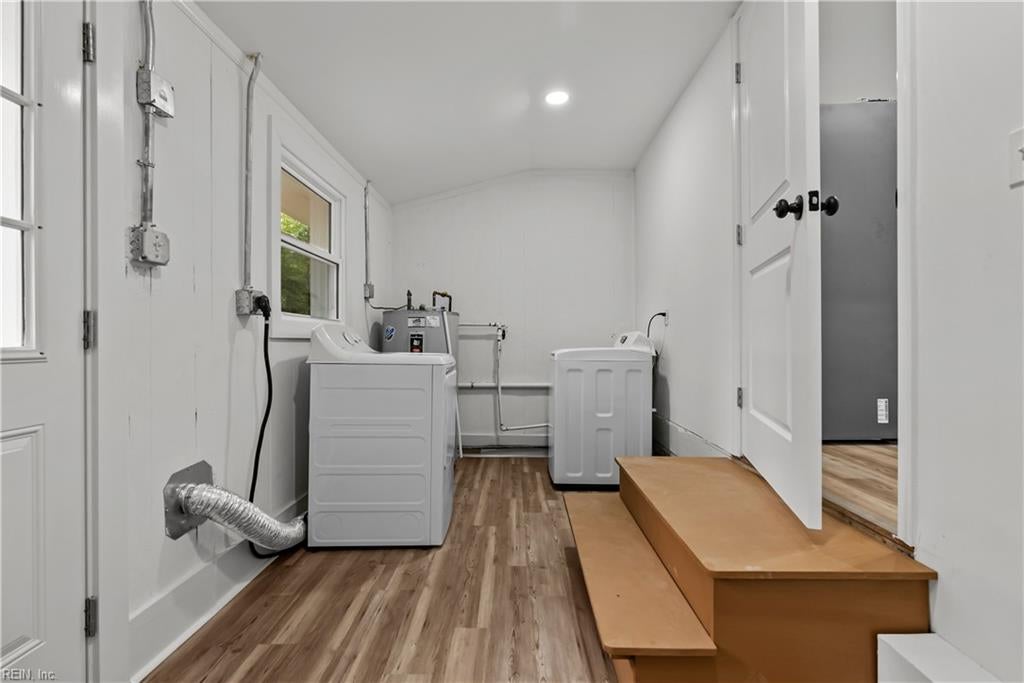 1116 Old Williamsburg RD