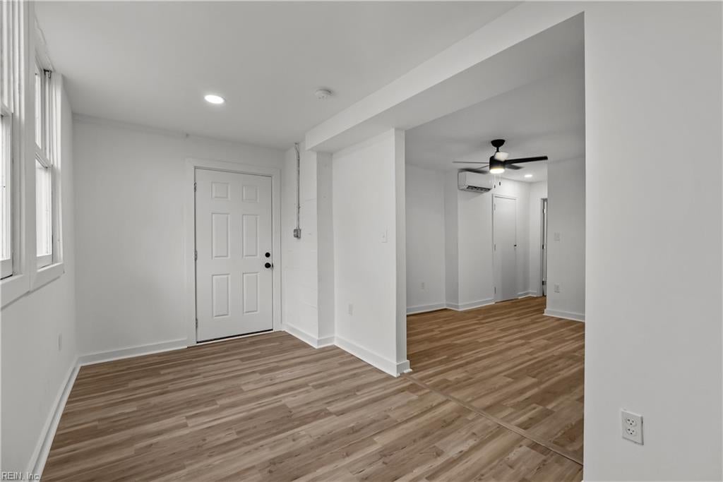 1116 Old Williamsburg RD