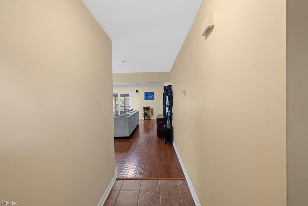 104 Wallace CT