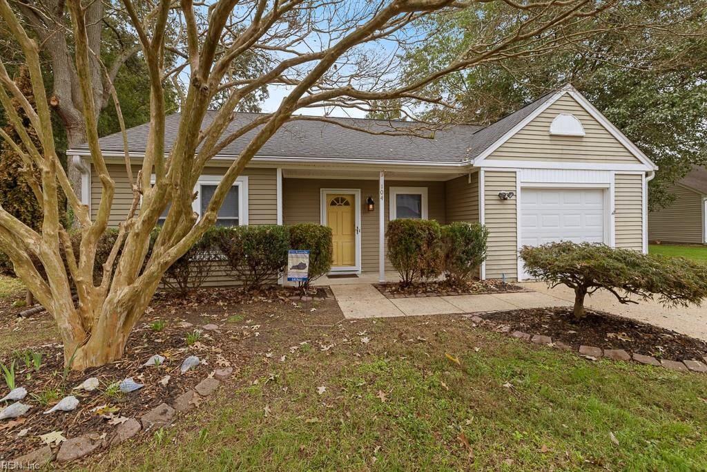 104 Wallace CT