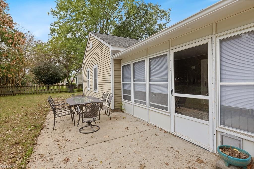 104 Wallace CT