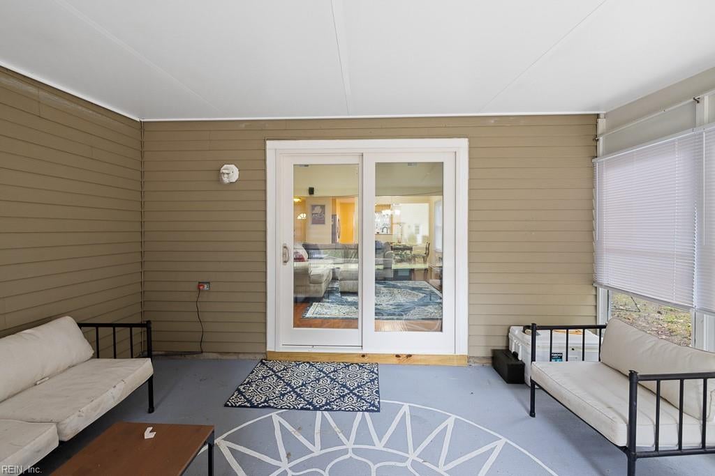 104 Wallace CT