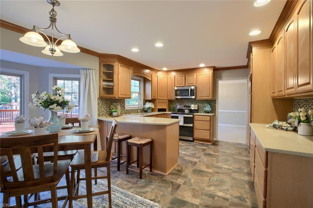 502 Meadowfield RD