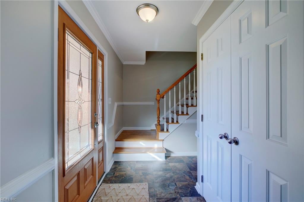 502 Meadowfield RD