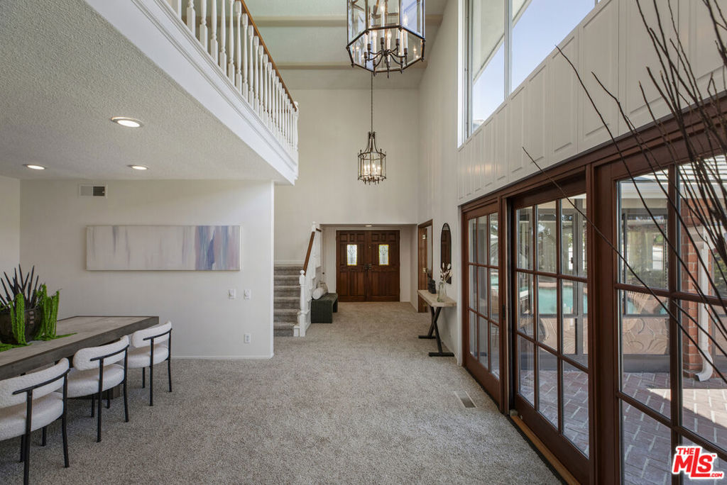 5136 Los Bonitos Way