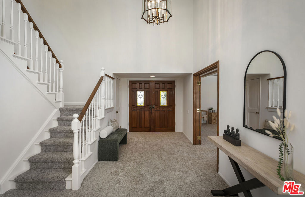 5136 Los Bonitos Way