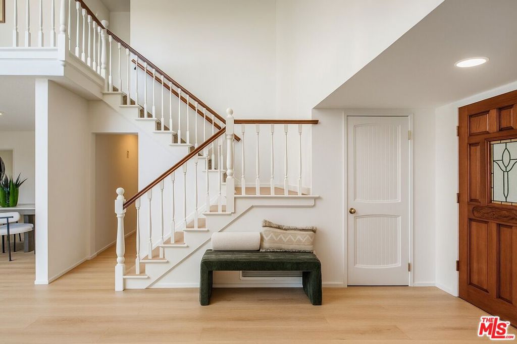 5136 Los Bonitos Way