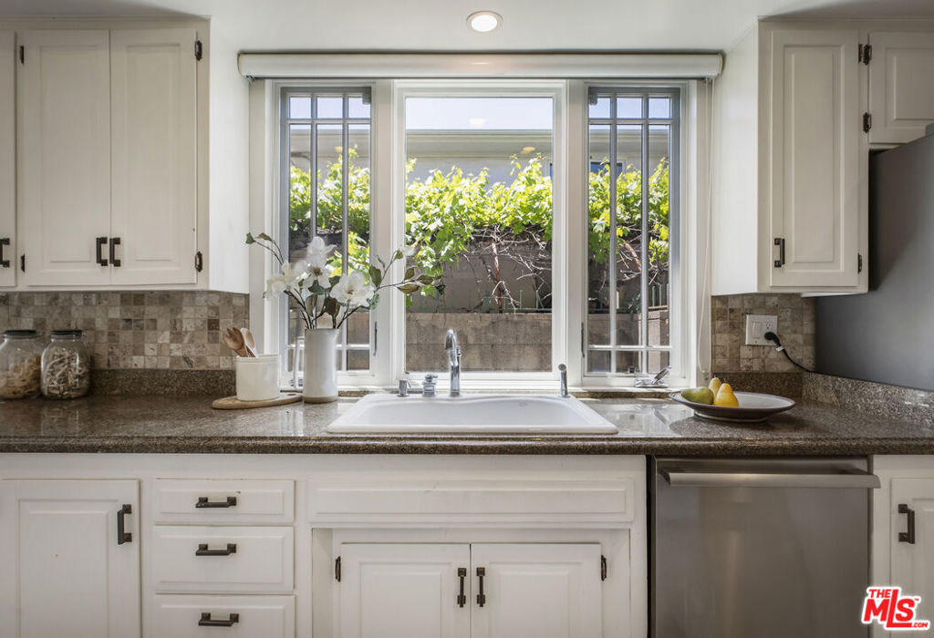 5136 Los Bonitos Way