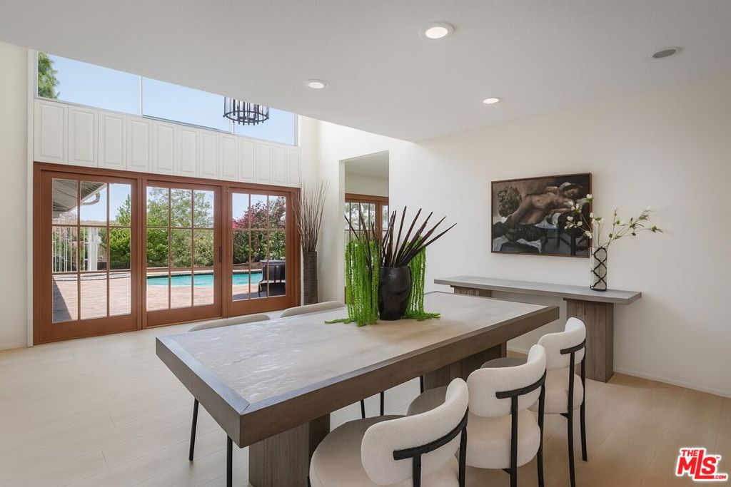 5136 Los Bonitos Way