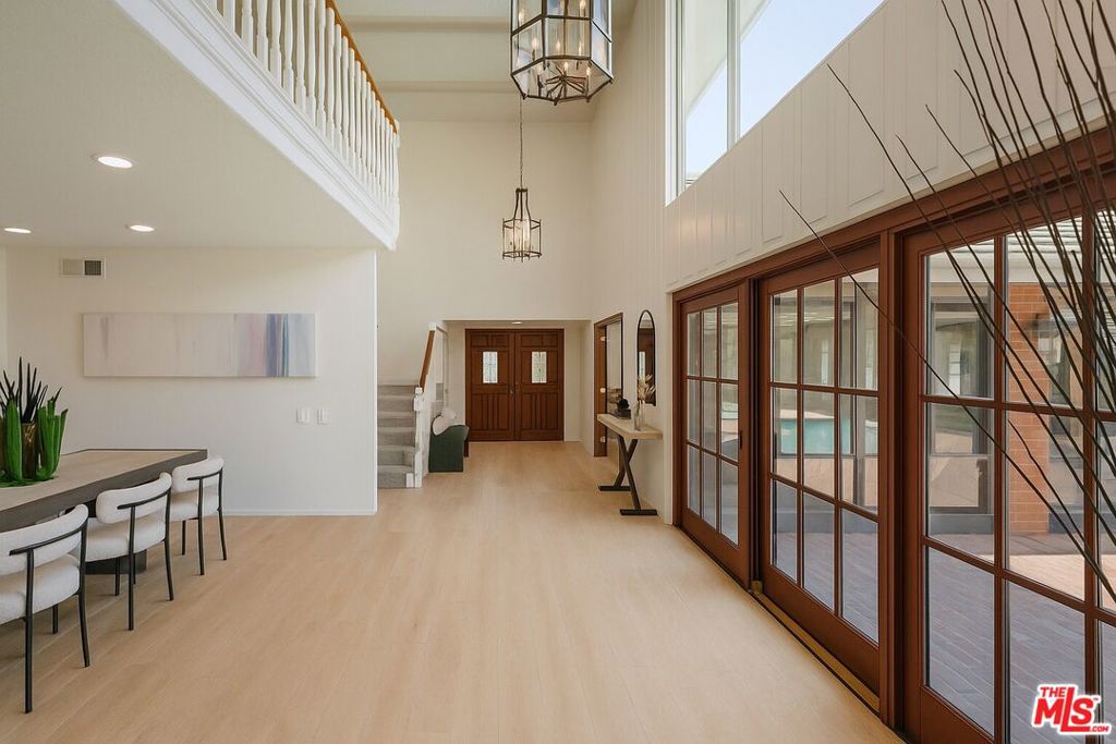 5136 Los Bonitos Way